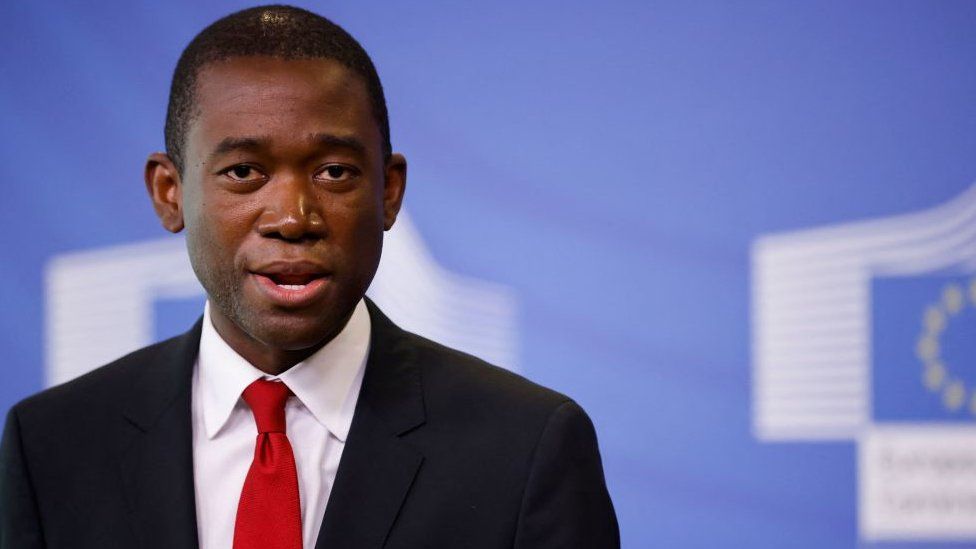 企业必须在帮助俄罗斯和西方 - 美国之间做出选择